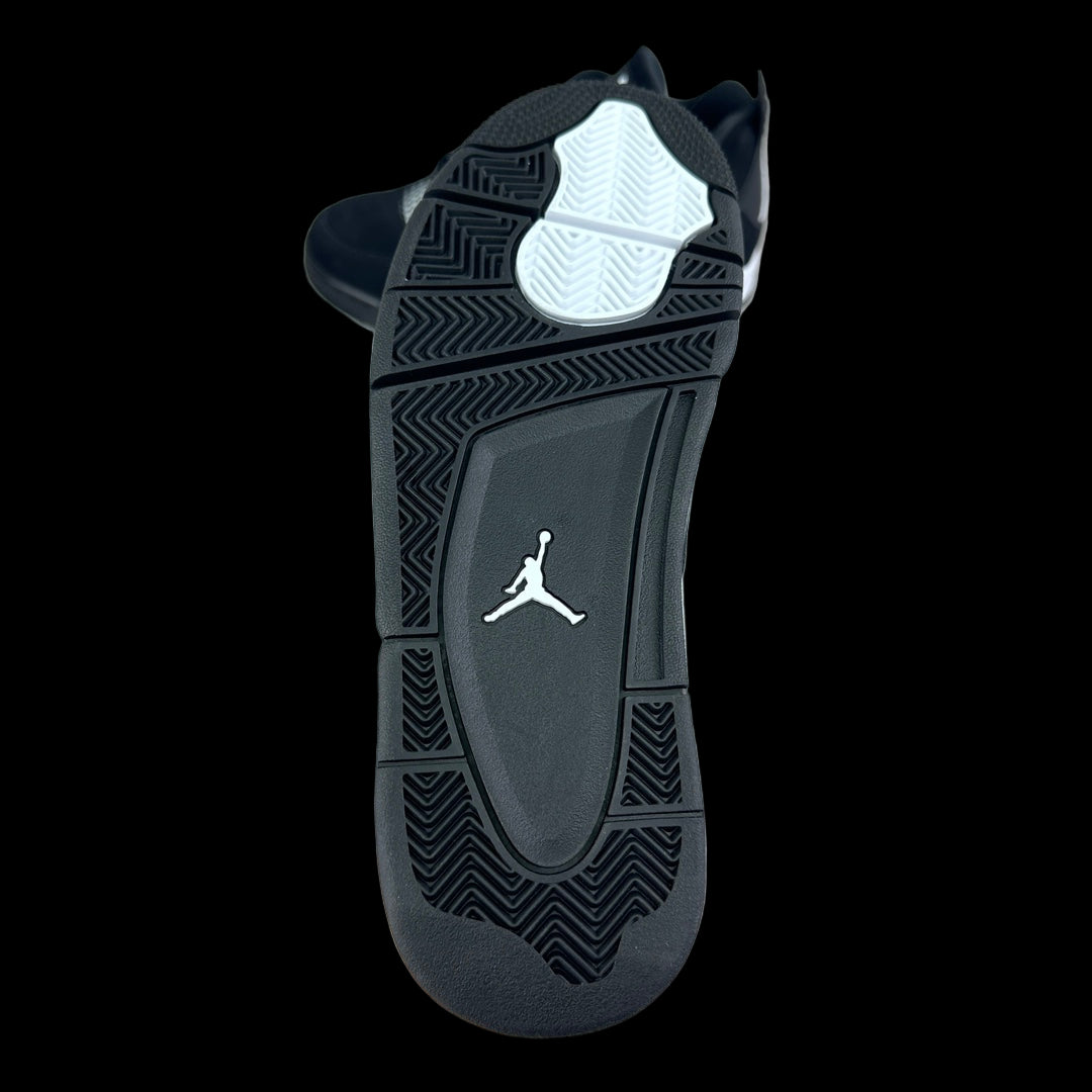 Jordan 4 Millitary Black
