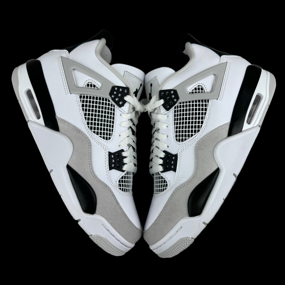 Jordan 4 Millitary Black
